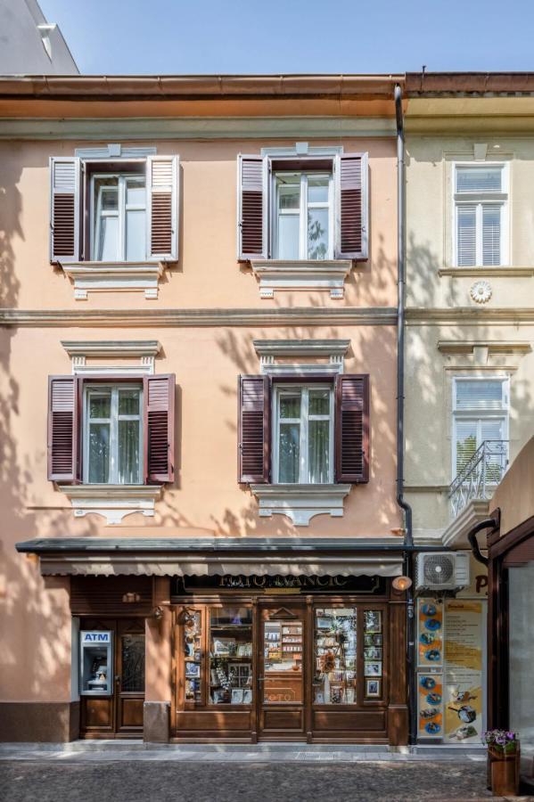 Photel Apartments Crikvenica Exterior photo